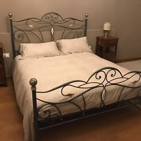 Casa Nonna Irma بيت للعطل